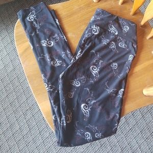 NEW Lularoe black rooster leggings